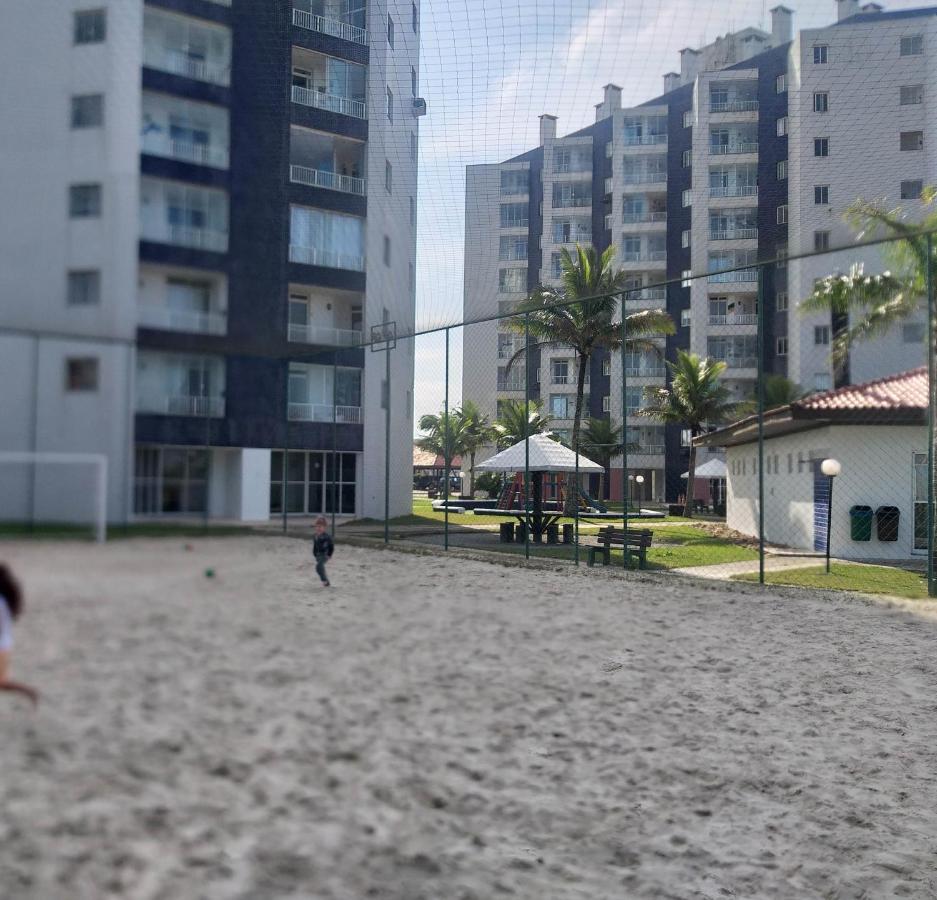 Apto Resort Cambuhy Frente Mar Piscina Academia Matinhos Eksteriør billede